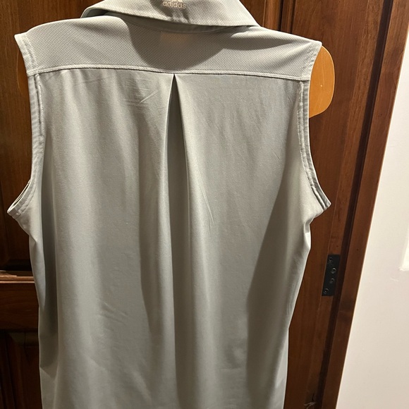 Adidas golf light grey size large summer wicking sleeveless polo collar - Picture 8 of 10